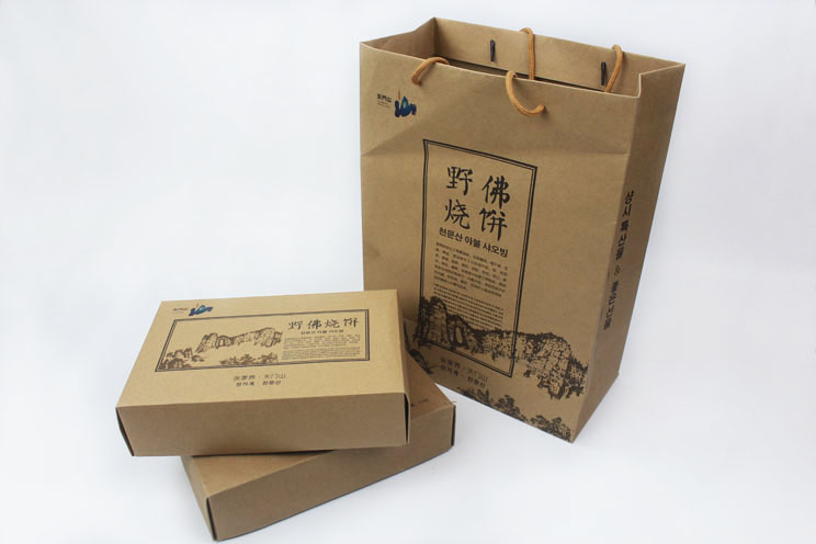 這樣原汁原味土特產(chǎn)禮品盒+手提袋套裝你也想要嗎？快來(lái)長(zhǎng)沙印刷廠日大彩印定制！